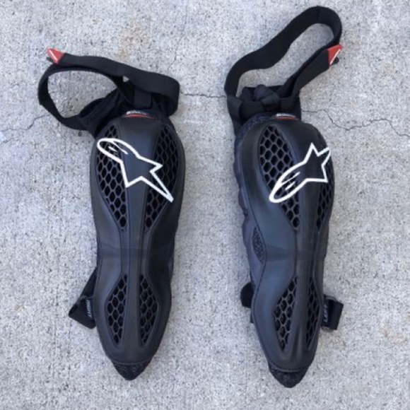 Alpinestars Sequence Elbow Protector - Picture 2 of 4